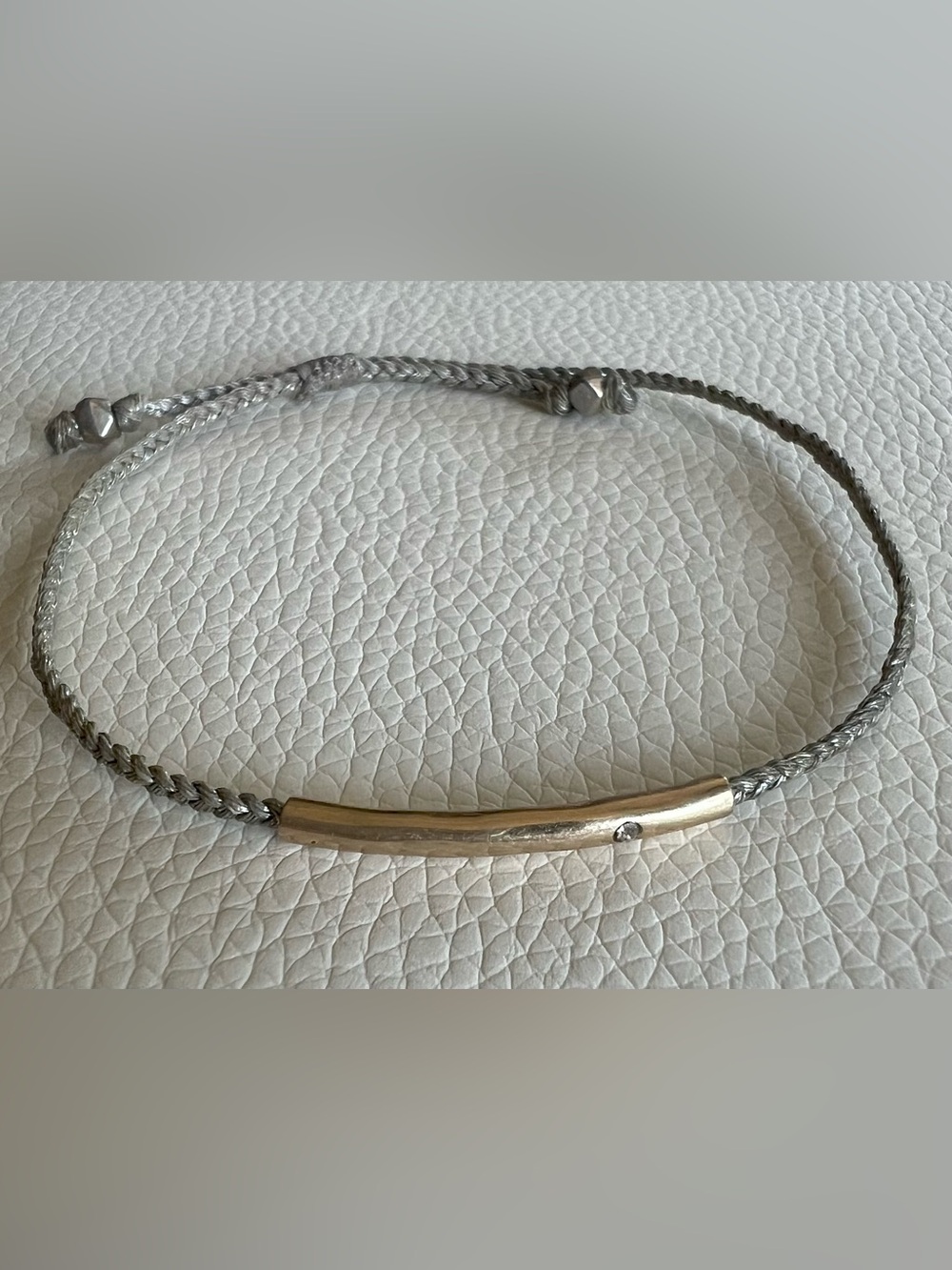 CUTE Stella & Dot dainty gray pulley bracelet gold bar w/ single rhinestone/CZ